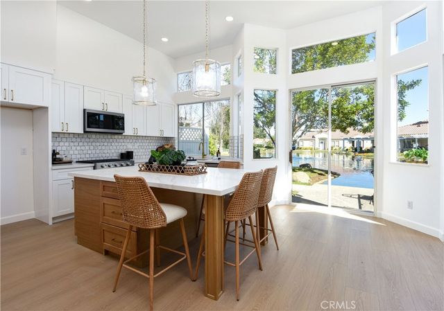 38749 Muirfield Drive, Murrieta, CA 92562