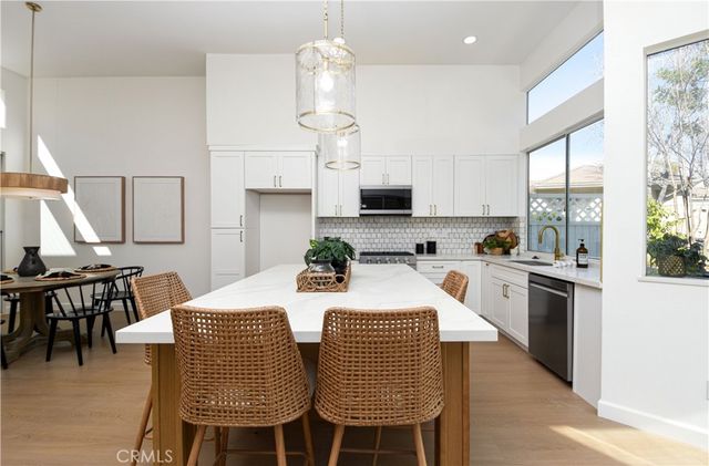 38749 Muirfield Drive, Murrieta, CA 92562