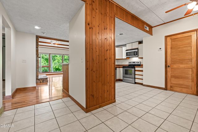 1130 Ski View Drive, Gatlinburg, TN 37738