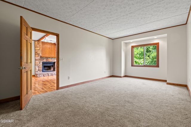 1130 Ski View Drive, Gatlinburg, TN 37738