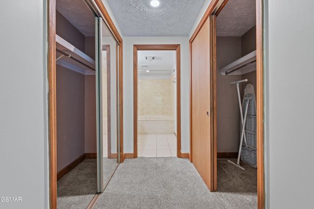 1130 Ski View Drive, Gatlinburg, TN 37738