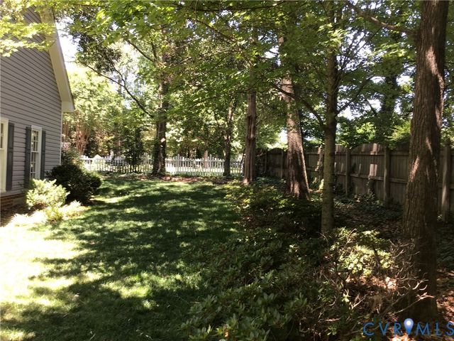 2312 Victoria Crossing Ln, Midlothian, VA 23113