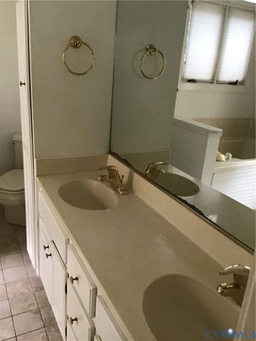2312 Victoria Crossing Ln, Midlothian, VA 23113