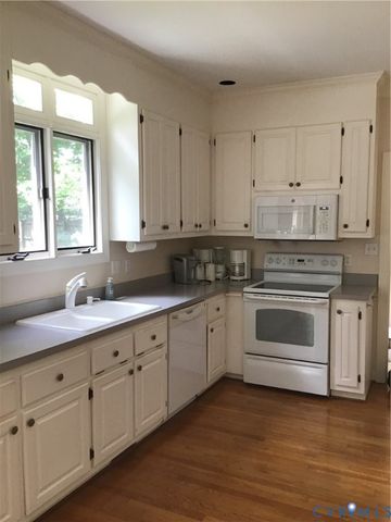 2312 Victoria Crossing Ln, Midlothian, VA 23113