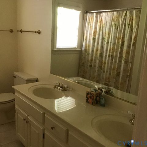 2312 Victoria Crossing Ln, Midlothian, VA 23113