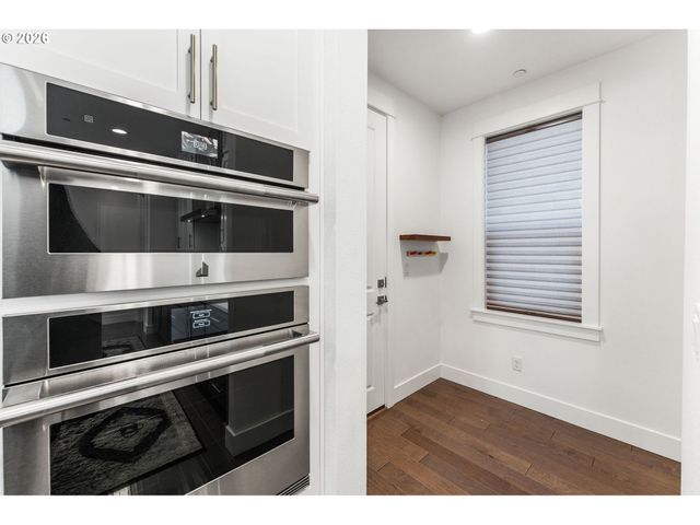 4033 Nw 60TH Cir, Camas, WA 98607