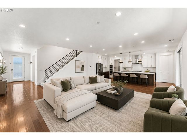 4033 Nw 60TH Cir, Camas, WA 98607