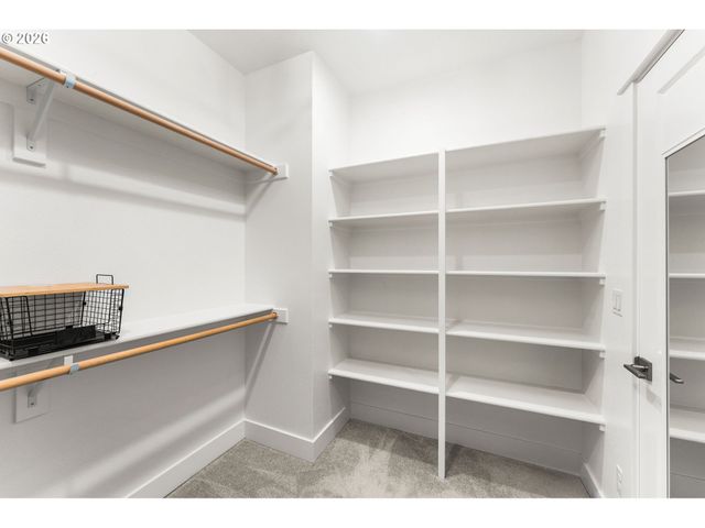 4033 Nw 60TH Cir, Camas, WA 98607
