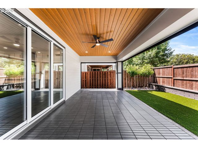 4033 Nw 60TH Cir, Camas, WA 98607
