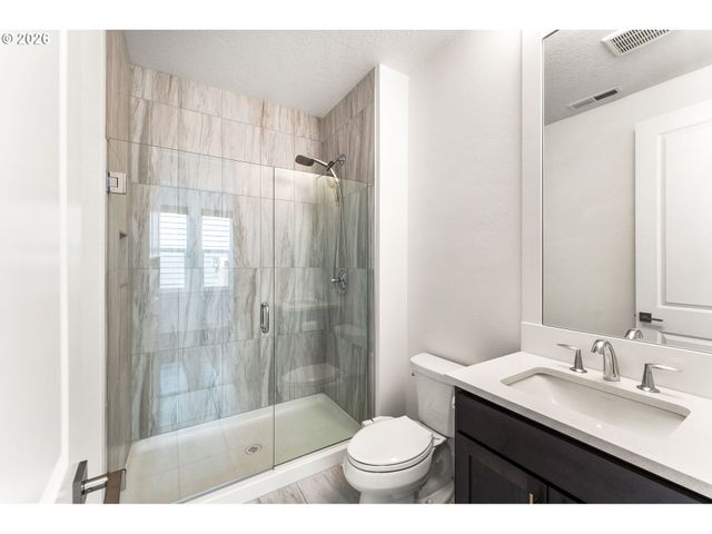 4033 Nw 60TH Cir, Camas, WA 98607
