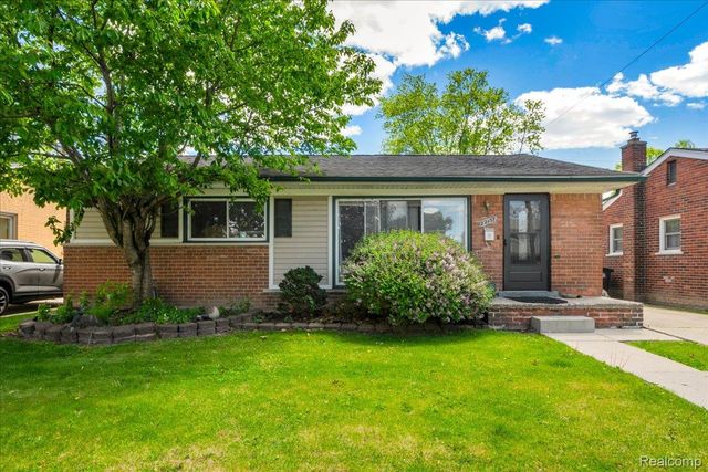 22137 Haskell Street, Taylor, MI 48180
