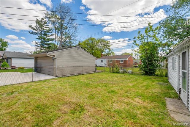 22137 Haskell Street, Taylor, MI 48180