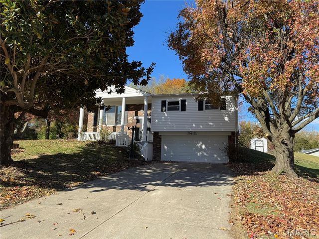 42 Arnold Drive, Dupo, IL 62239