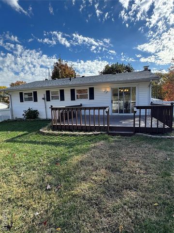 42 Arnold Drive, Dupo, IL 62239