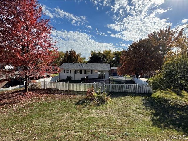 42 Arnold Drive, Dupo, IL 62239