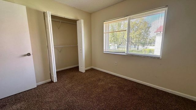 3299 NW 44th Street 2, Oakland Park, FL 33309