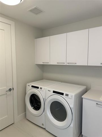 275 1ST AVE S 2007, St Petersburg, FL 33701