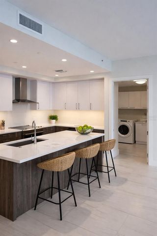 275 1ST AVE S 2007, St Petersburg, FL 33701