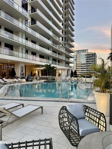 275 1ST AVE S 2007, St Petersburg, FL 33701