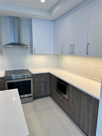 275 1ST AVE S 2007, St Petersburg, FL 33701