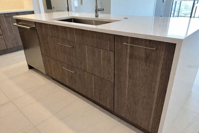 275 1ST AVE S 2007, St Petersburg, FL 33701