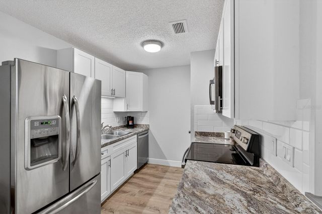 1600 BIG TREE ROAD H5, South Daytona, FL 32119