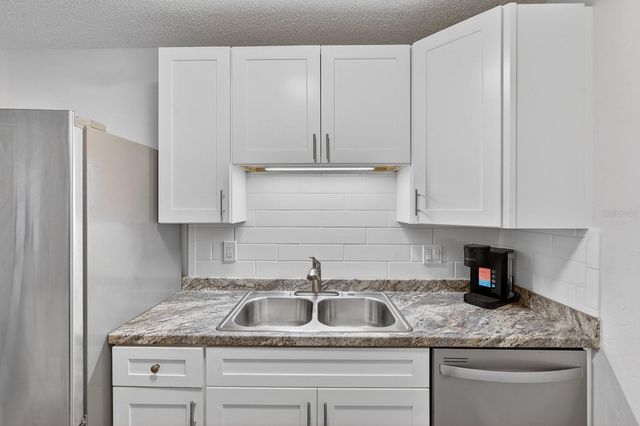 1600 BIG TREE ROAD H5, South Daytona, FL 32119