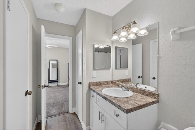 1600 BIG TREE ROAD H5, South Daytona, FL 32119