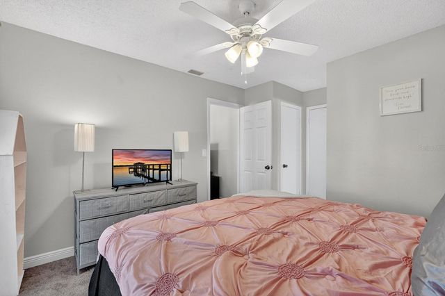 1600 BIG TREE ROAD H5, South Daytona, FL 32119