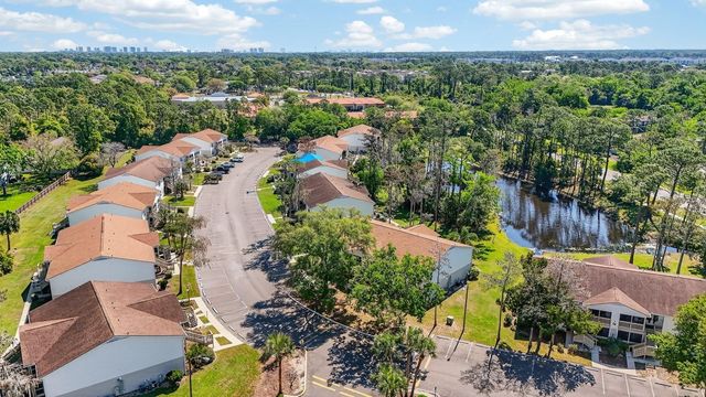 1600 BIG TREE ROAD H5, South Daytona, FL 32119