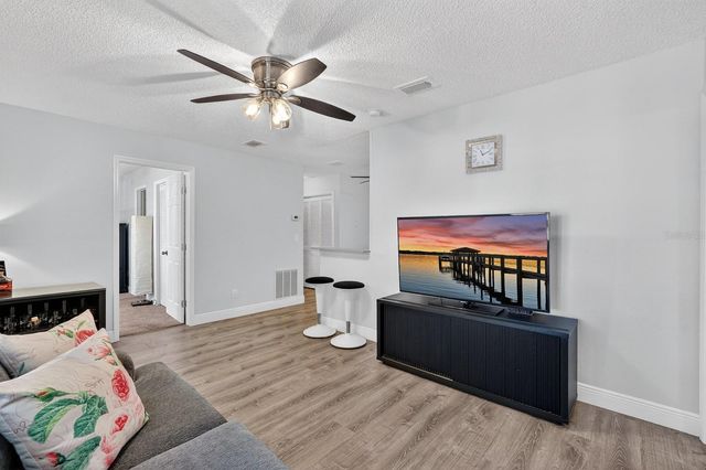 1600 BIG TREE ROAD H5, South Daytona, FL 32119