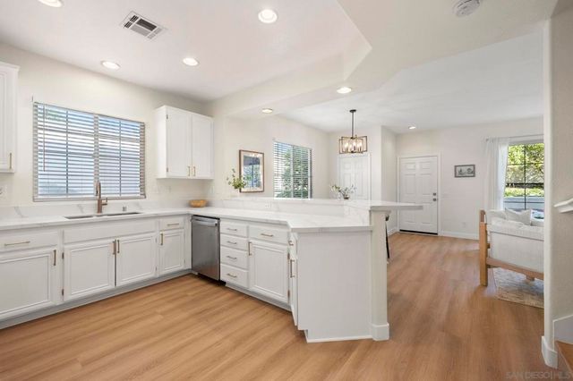 1474 Rancho Rose Way 42, Oceanside, CA 92057