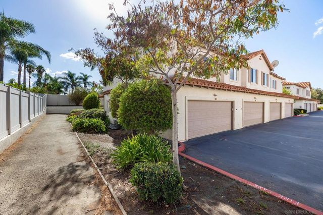 1474 Rancho Rose Way 42, Oceanside, CA 92057