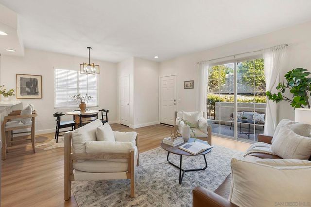 1474 Rancho Rose Way 42, Oceanside, CA 92057