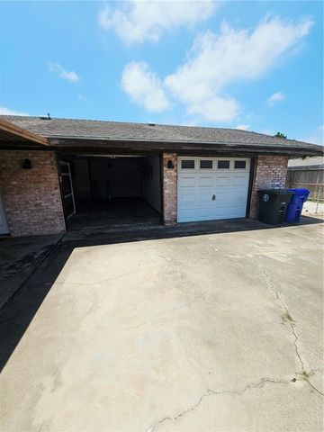 4434 Congressional Dr, Corpus Christi, TX 78413