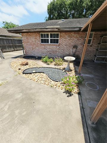 4434 Congressional Dr, Corpus Christi, TX 78413