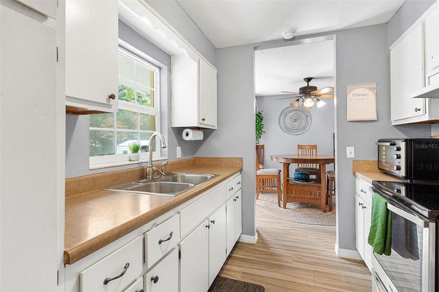 6842 FERN CIRCLE, Leesburg, FL 34748