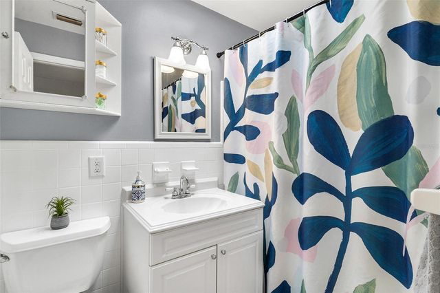 6842 FERN CIRCLE, Leesburg, FL 34748