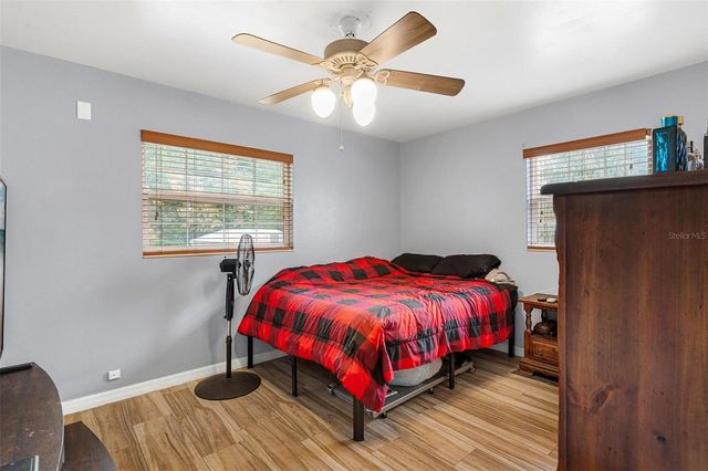 6842 FERN CIRCLE, Leesburg, FL 34748