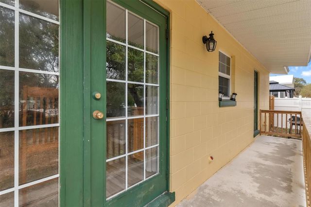 6842 FERN CIRCLE, Leesburg, FL 34748