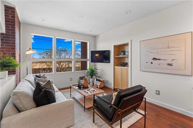 984 Dekalb NE Avenue, Atlanta, GA 30307