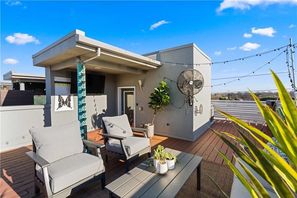 984 Dekalb NE Avenue, Atlanta, GA 30307