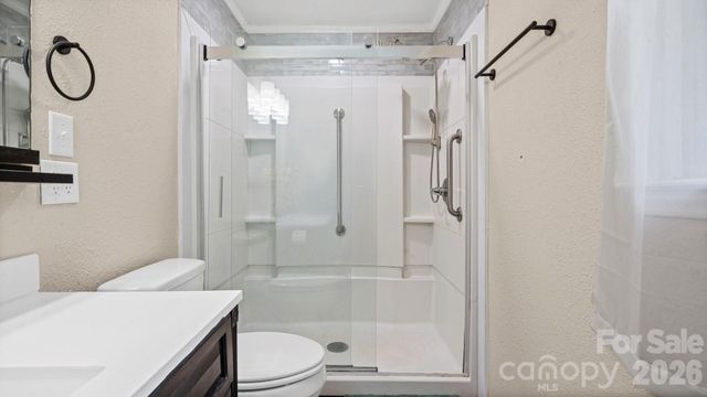 5374 N NC 150 Highway, Lincolnton, NC 28092