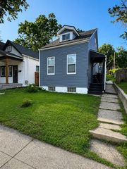 2107 Stansbury Street, St Louis, MO 63118