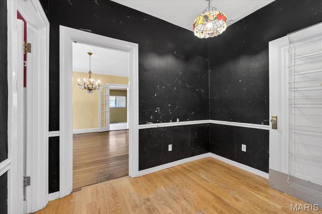 7437 Somerset Avenue, Clayton, MO 63105