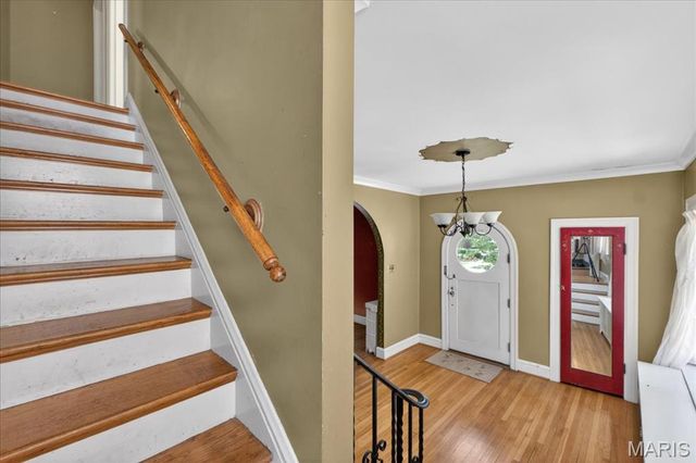 7437 Somerset Avenue, Clayton, MO 63105