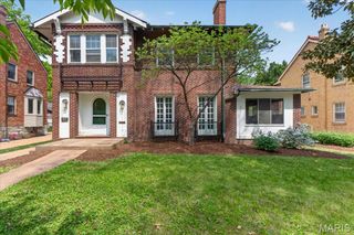 7437 Somerset Avenue, Clayton, MO 63105