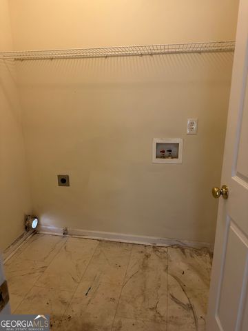 805 Chelsea Wood Court, Stockbridge, GA 30281