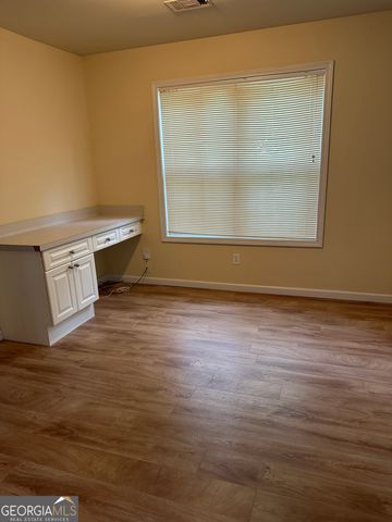 805 Chelsea Wood Court, Stockbridge, GA 30281