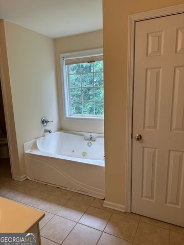 805 Chelsea Wood Court, Stockbridge, GA 30281